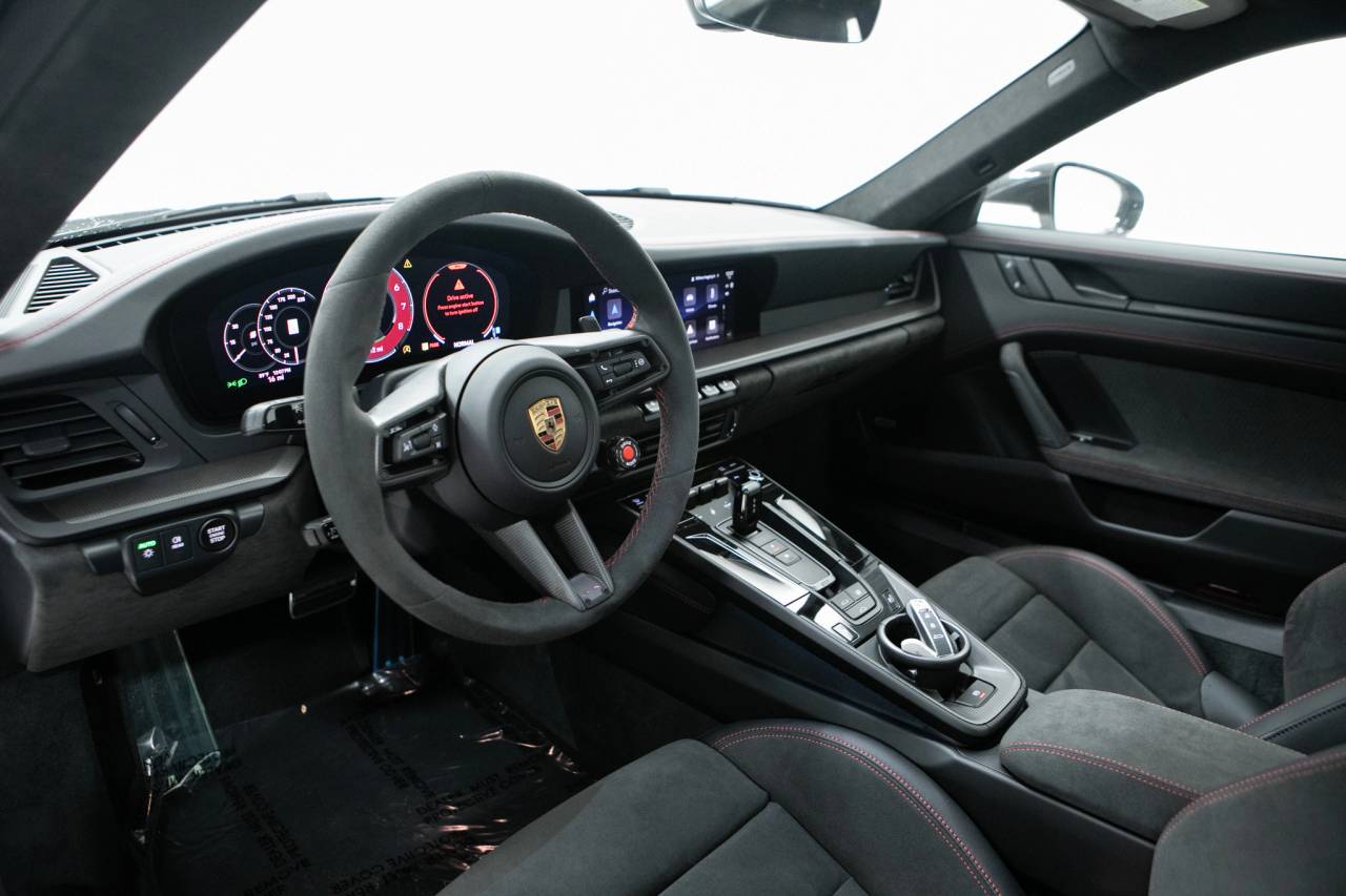 Thumbnail: 2026 Porsche 911 - 4