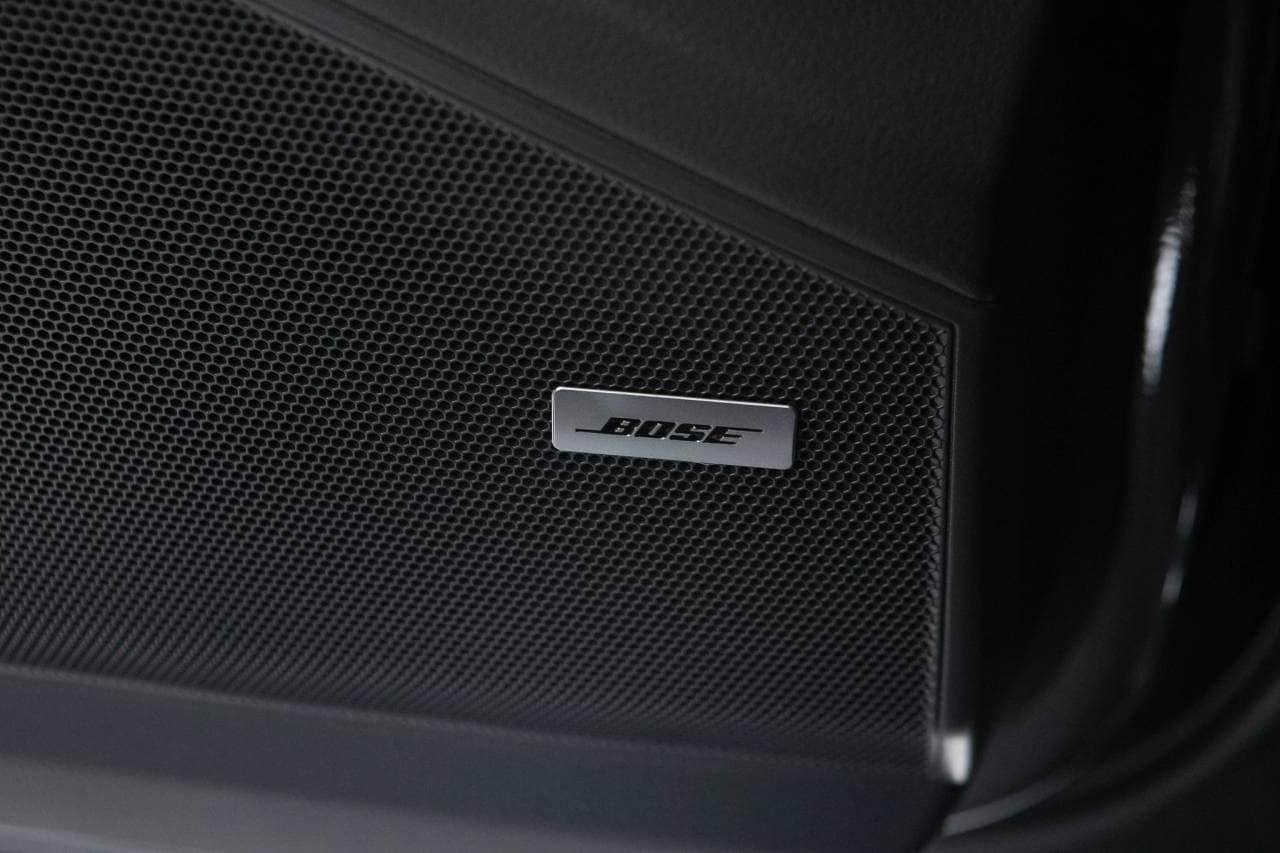 Thumbnail: 2026 Porsche Cayenne - 30