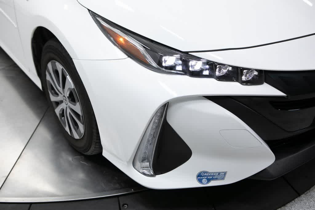 Thumbnail: 2021 Toyota Prius Prime - 12