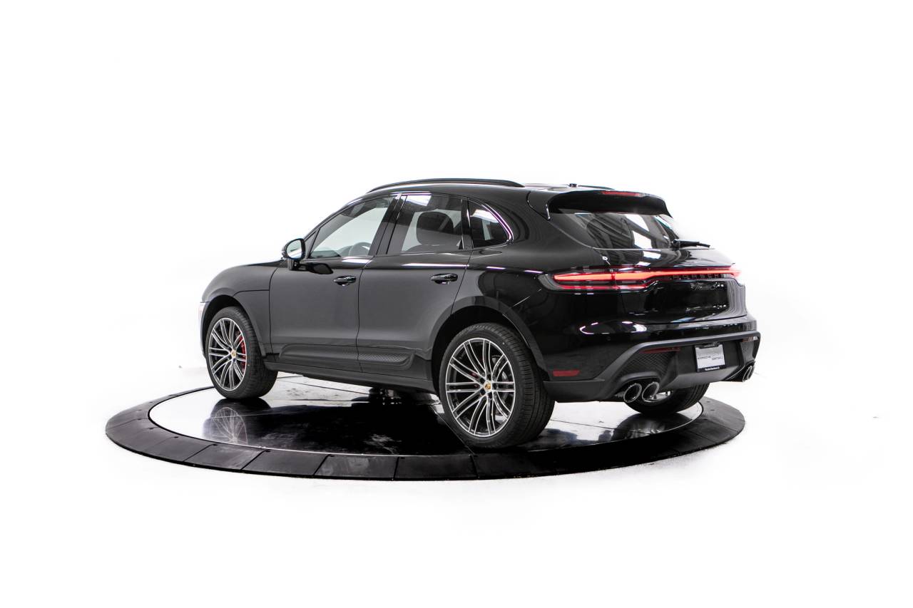 2026 Porsche Macan S photo 3
