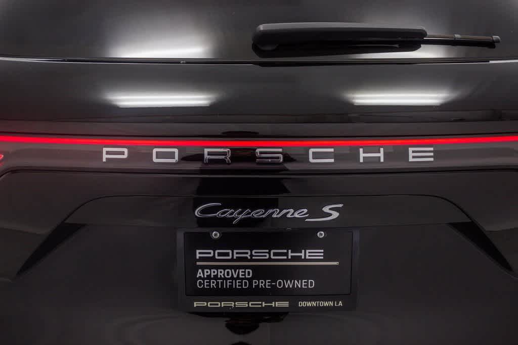 2023 Porsche Cayenne S 12