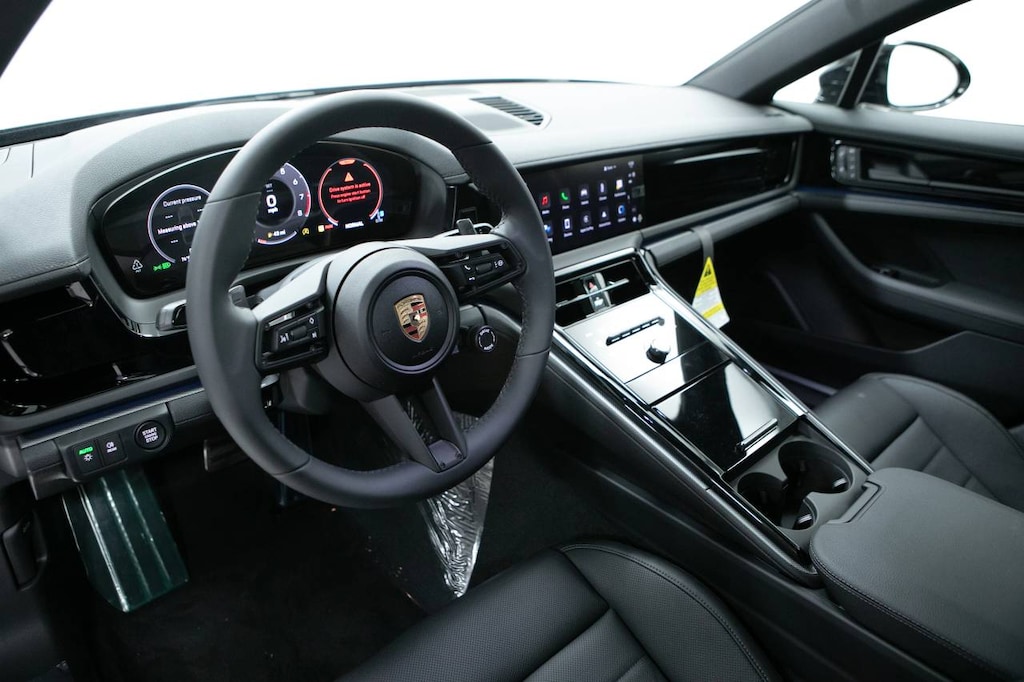 New 2025 Porsche Panamera 4 Sedan