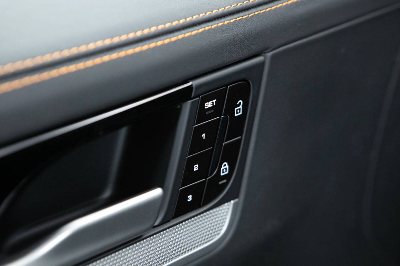 Thumbnail: 2026 Porsche Cayenne - 24