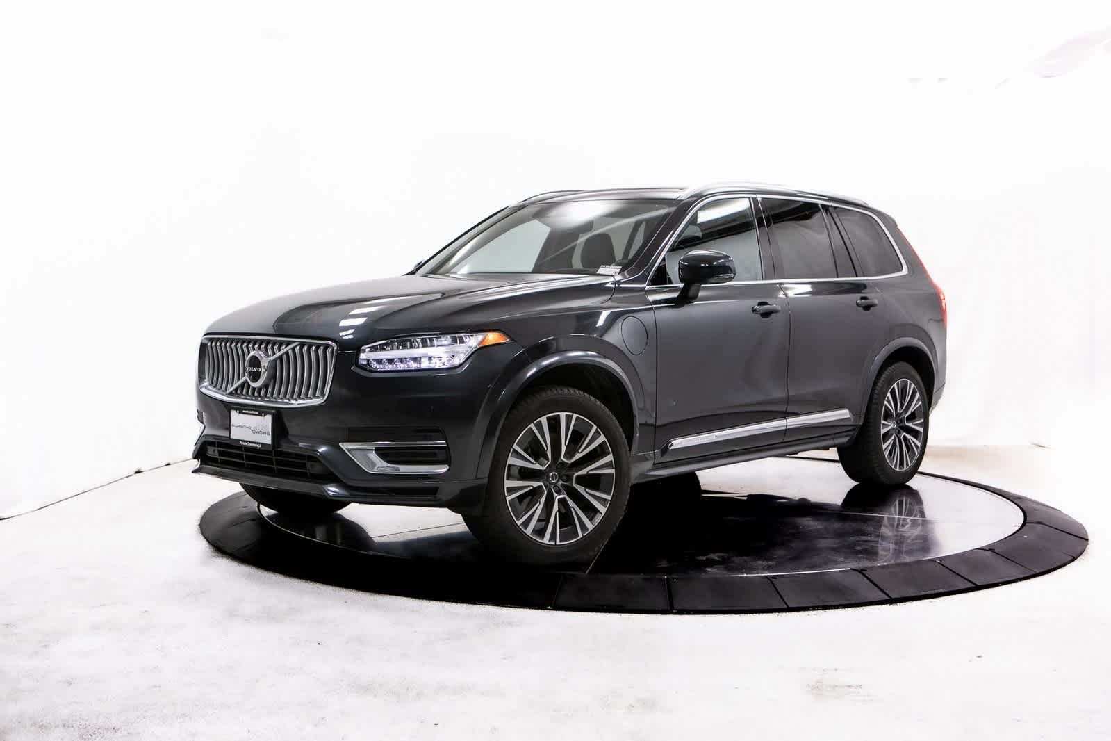 Thumbnail: 2022 Volvo XC90 - 1