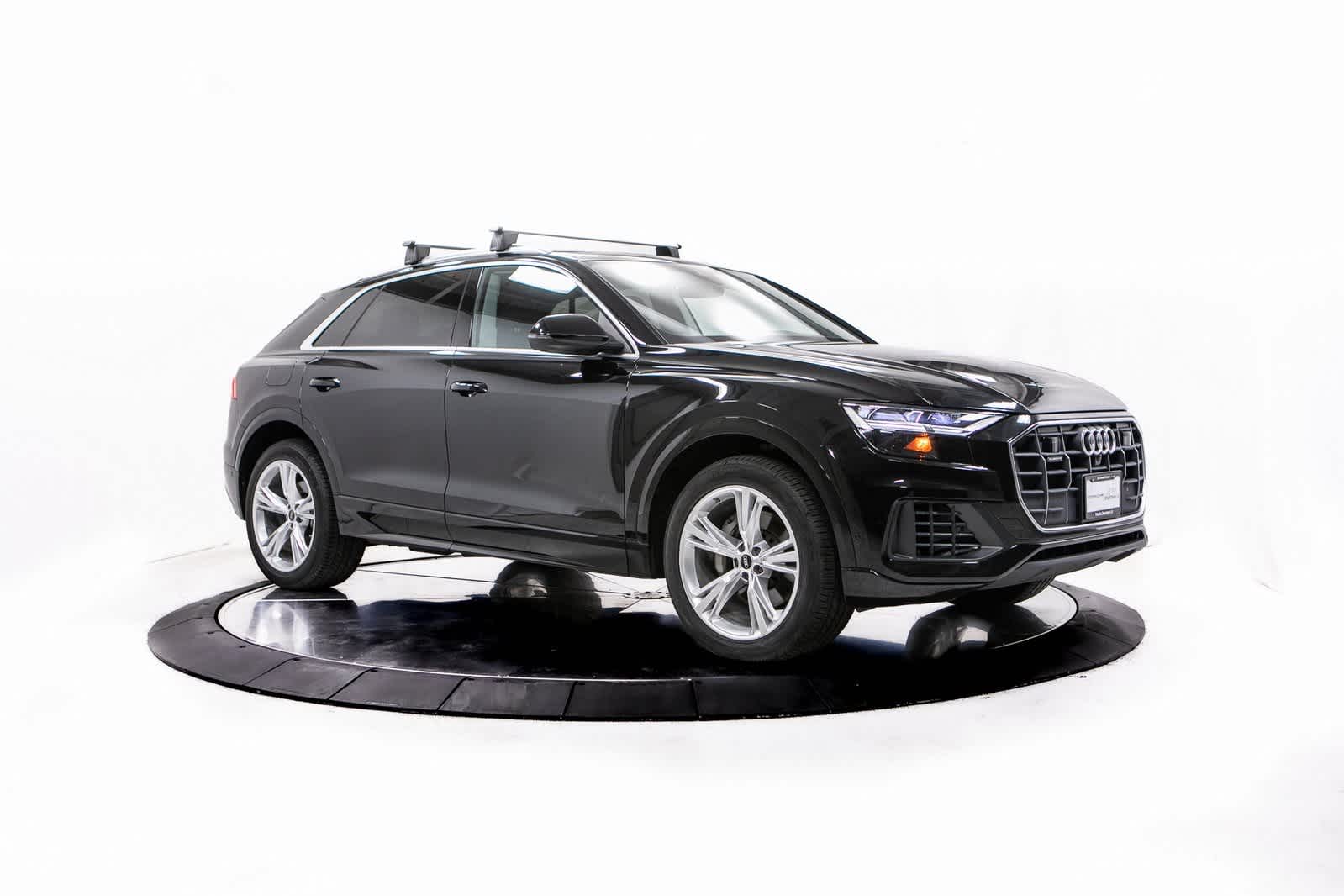 Thumbnail: 2022 Audi Q8 - 9