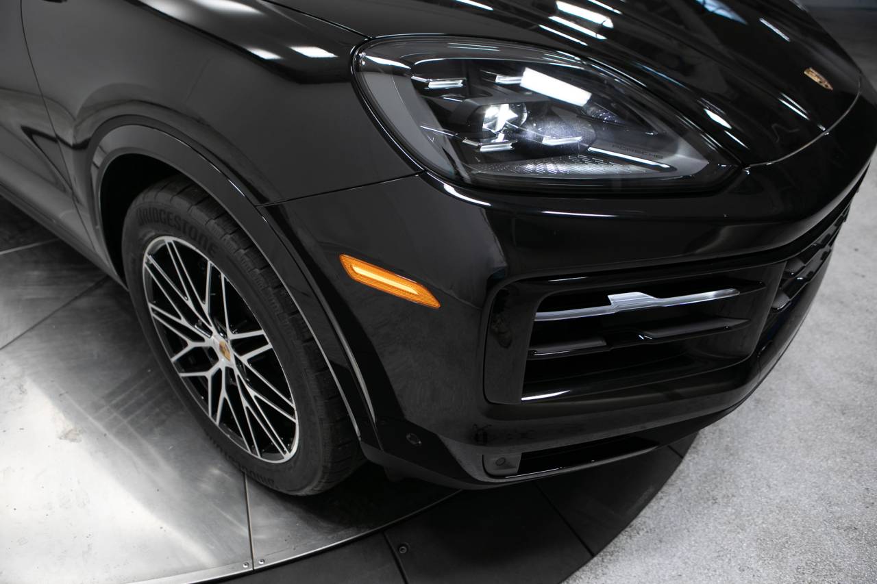 Thumbnail: 2026 Porsche  - 12
