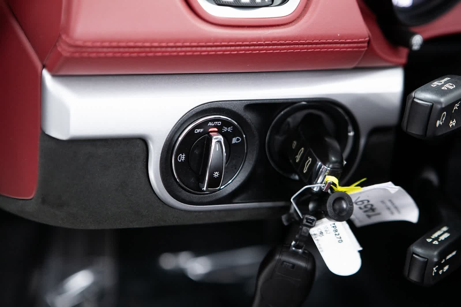 Thumbnail: 2022 Porsche  - 18