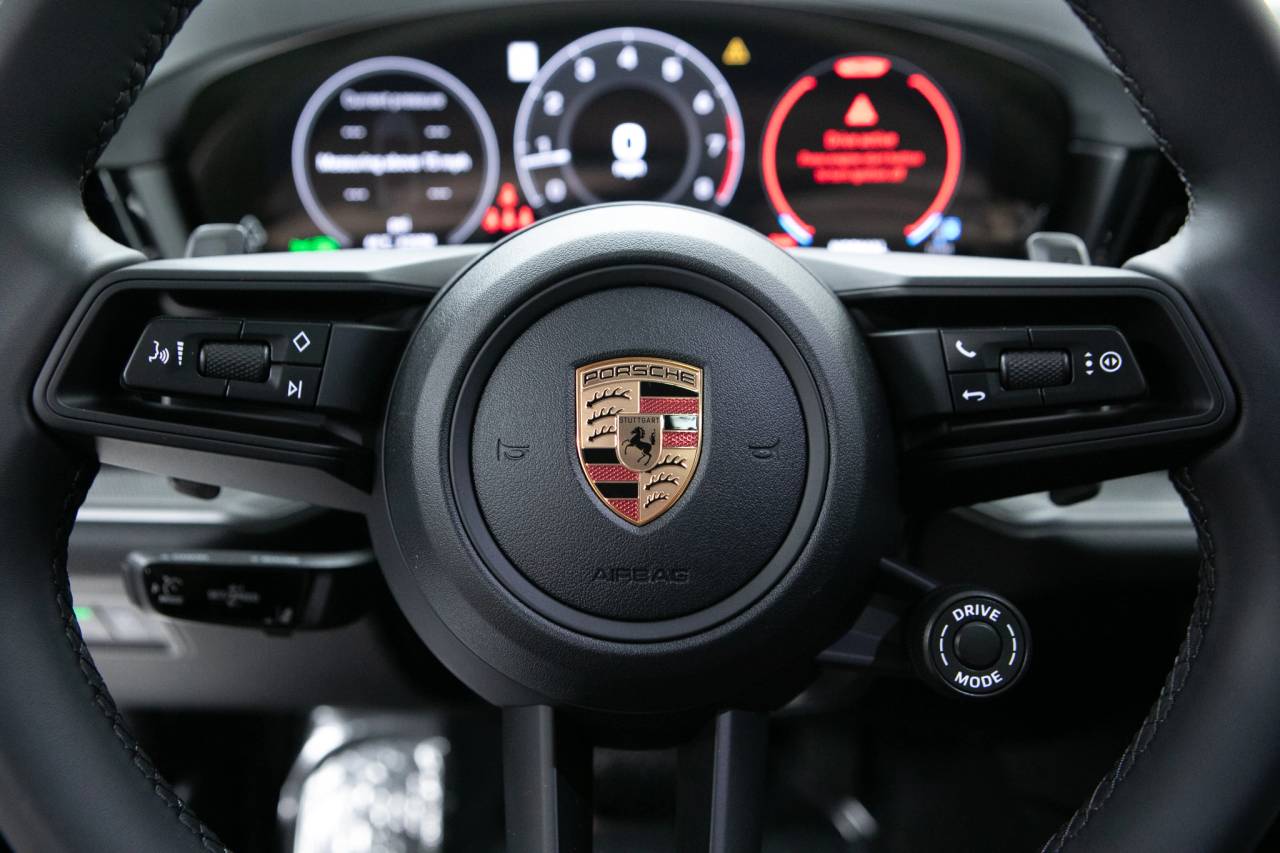 Thumbnail: 2026 Porsche  - 21