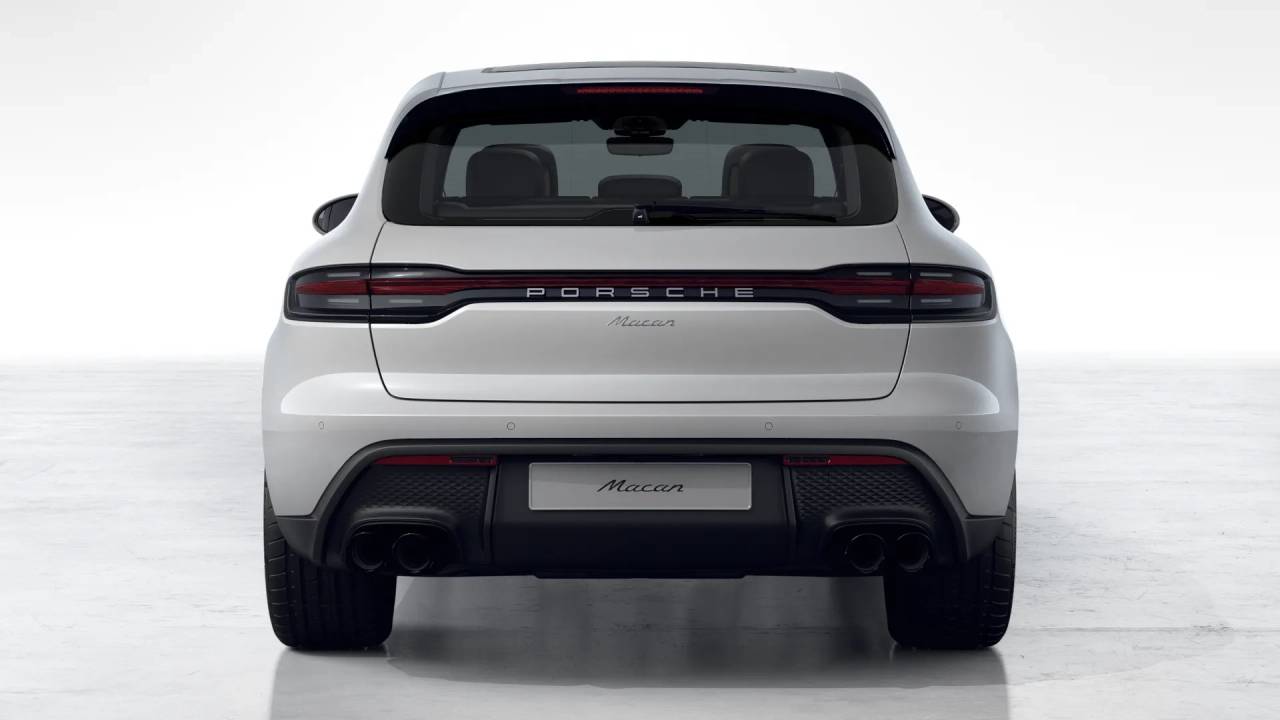 Thumbnail: 2026 Porsche Macan - 8