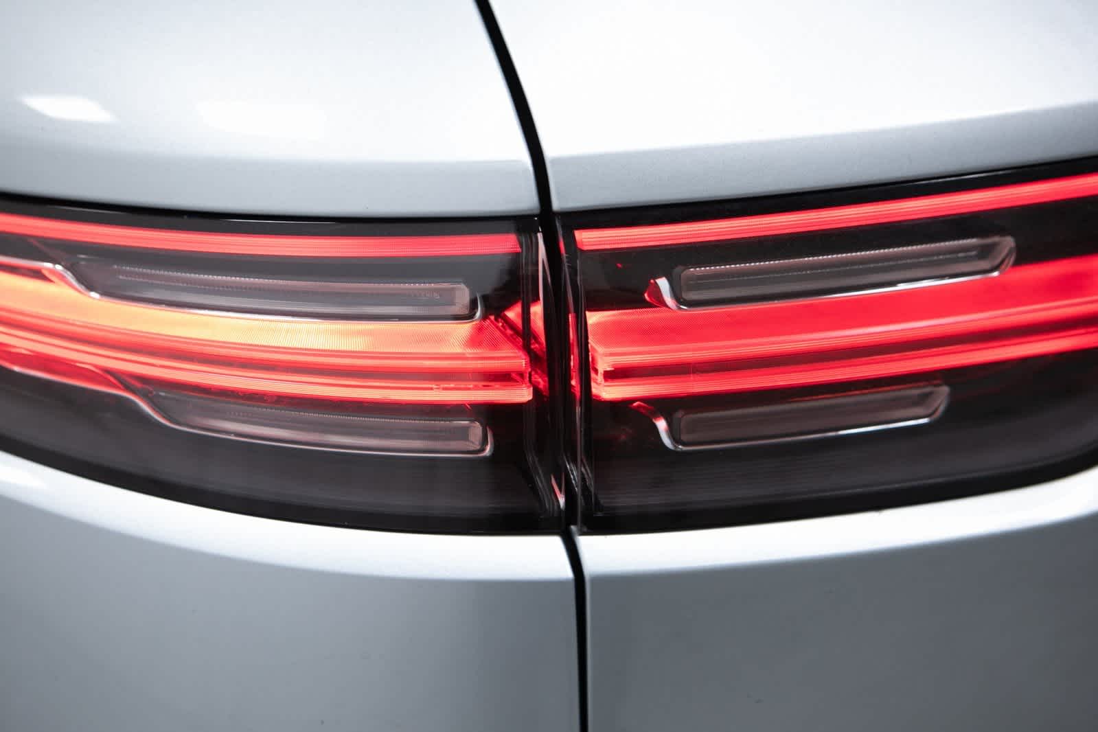 Thumbnail: 2022 Porsche Cayenne - 34