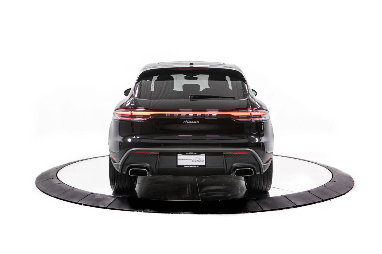 Thumbnail: 2026 Porsche Macan - 6