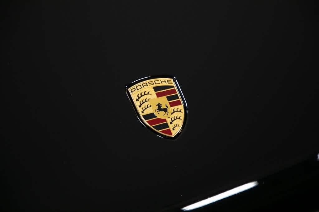 Thumbnail: 2025 Porsche Macan - 35
