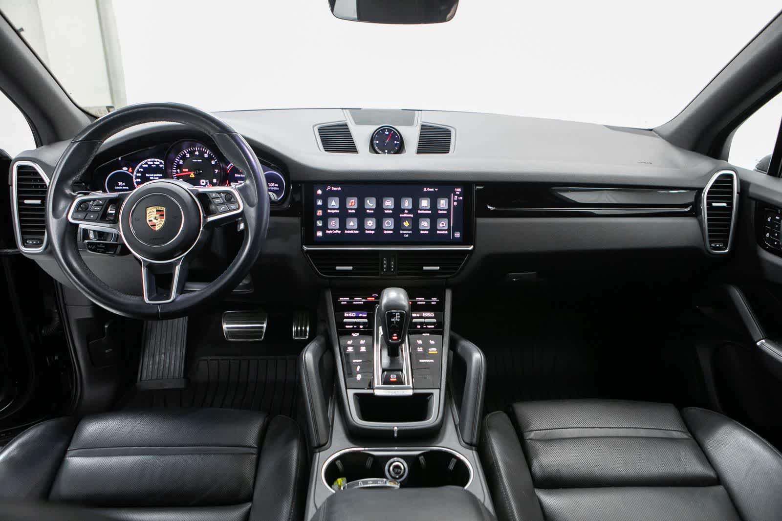 Thumbnail: 2023 Porsche Cayenne - 13