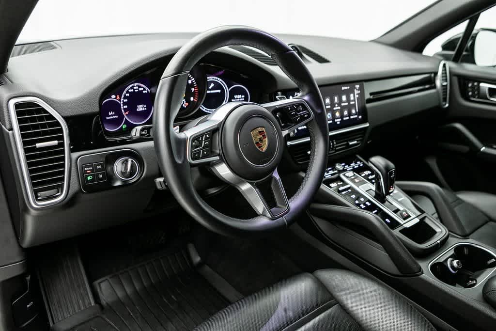 2023 Porsche Cayenne  20
