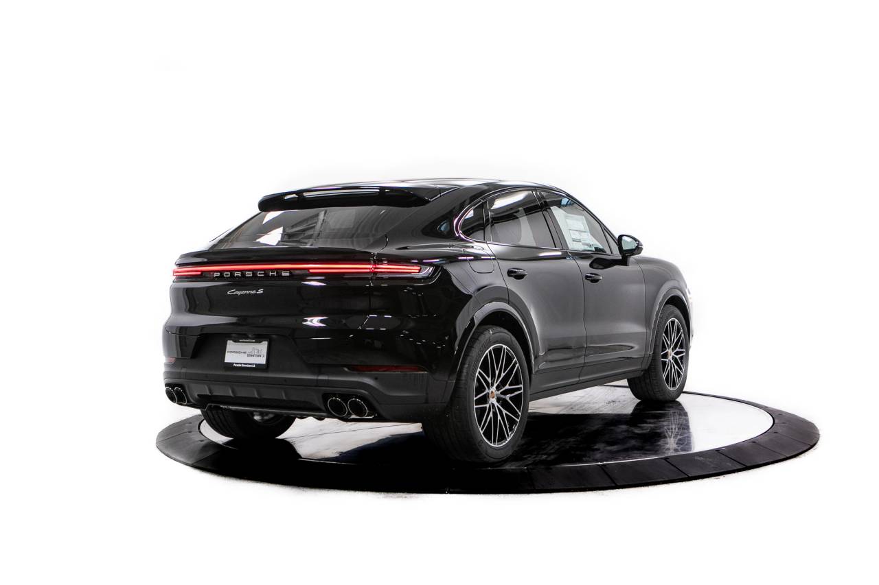 Thumbnail: 2026 Porsche  - 7