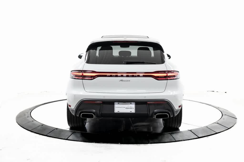Thumbnail: 2025 Porsche Macan - 6