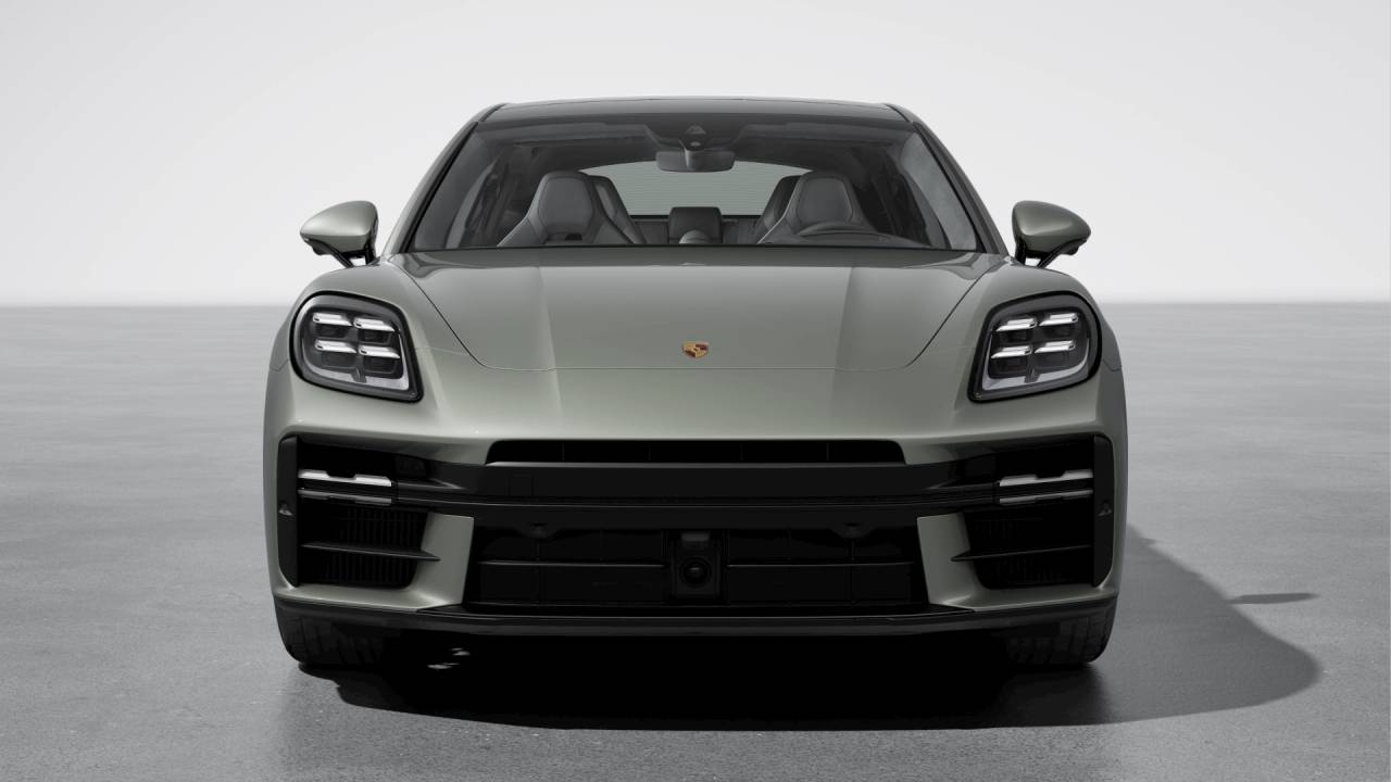 Thumbnail: 2026 Porsche Panamera - 7