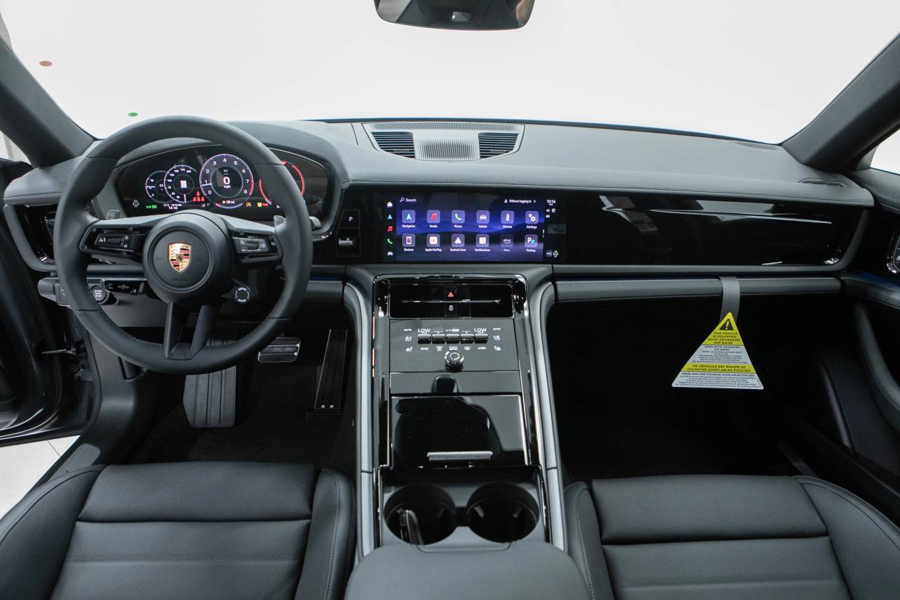 Thumbnail: 2026 Porsche Panamera - 19