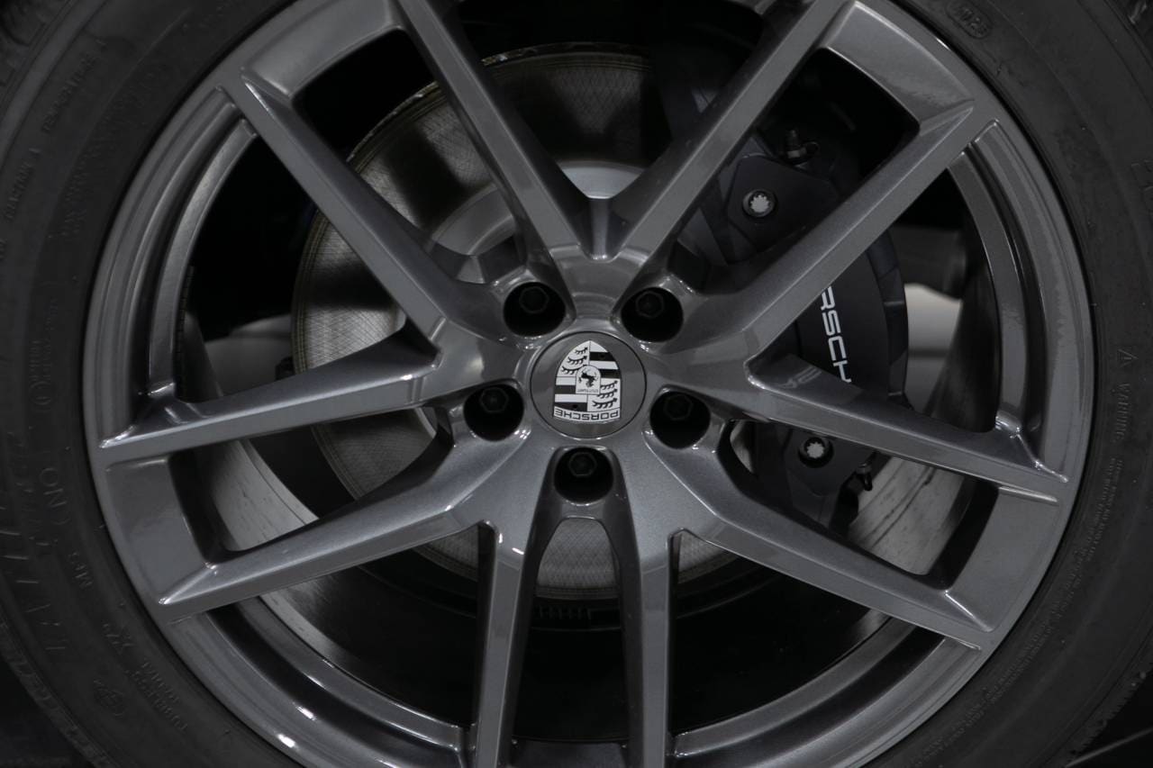 Thumbnail: 2026 Porsche Macan - 11