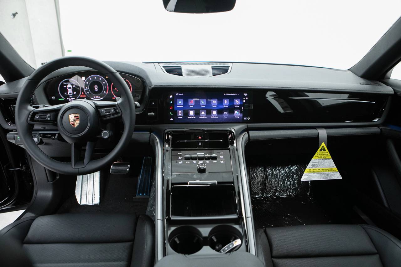 Thumbnail: 2026 Porsche Panamera - 20