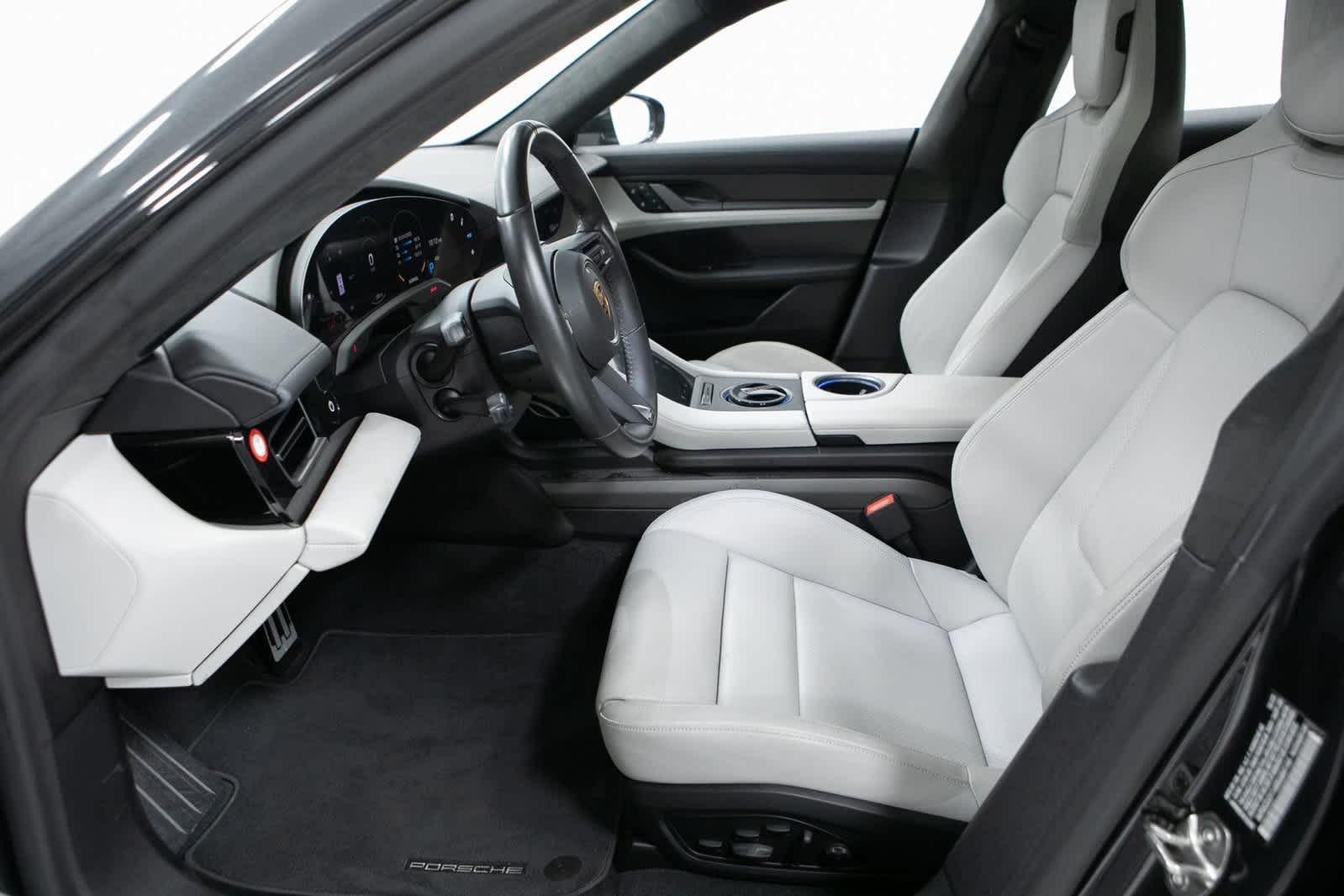 Thumbnail: 2024 Porsche Taycan - 16