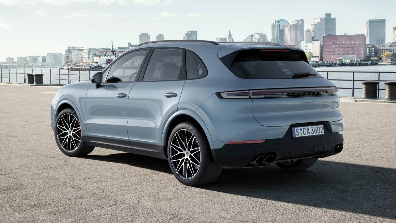 Thumbnail: 2026 Porsche Cayenne - 3