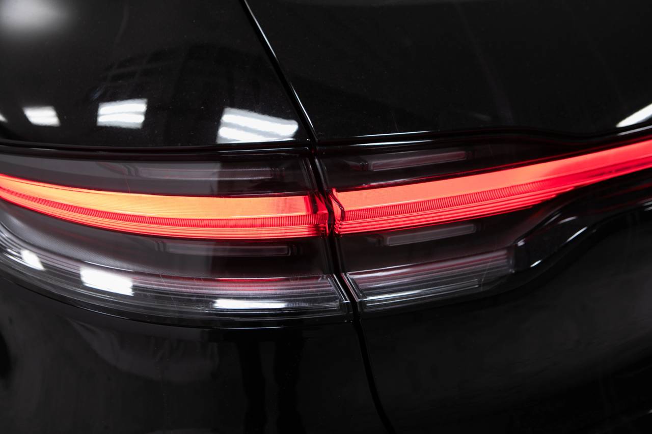 Thumbnail: 2026 Porsche Macan - 16