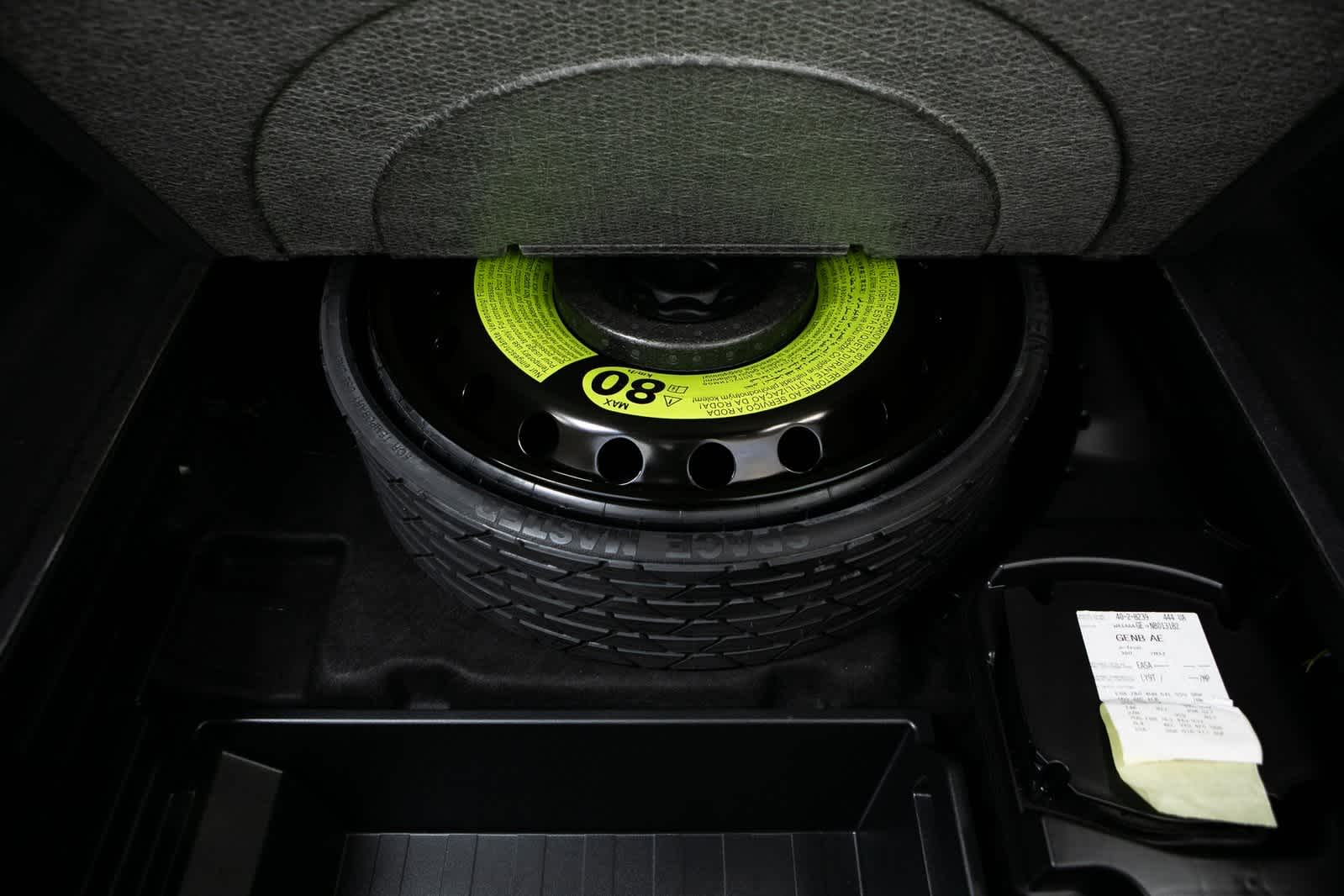 Thumbnail: 2022 Audi e-tron - 31