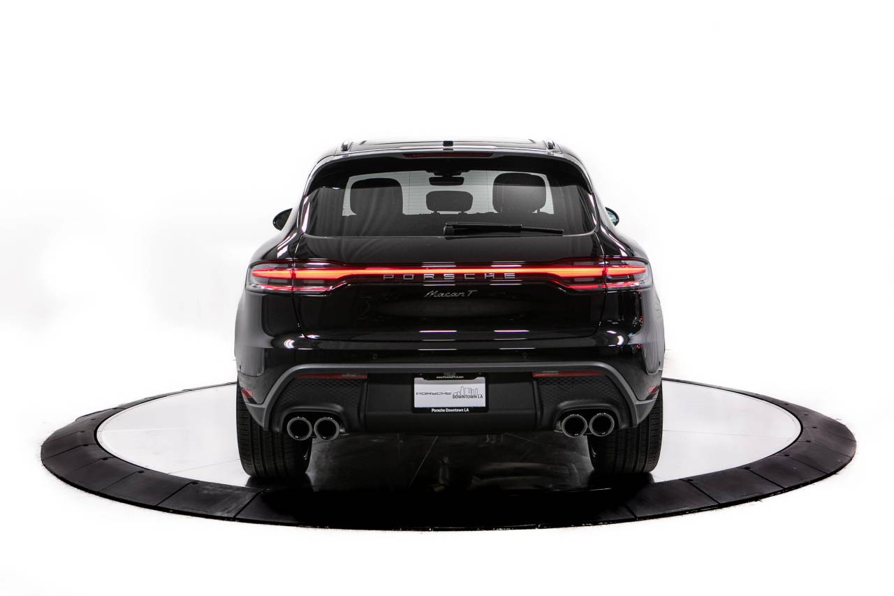 Thumbnail: 2026 Porsche Macan - 6