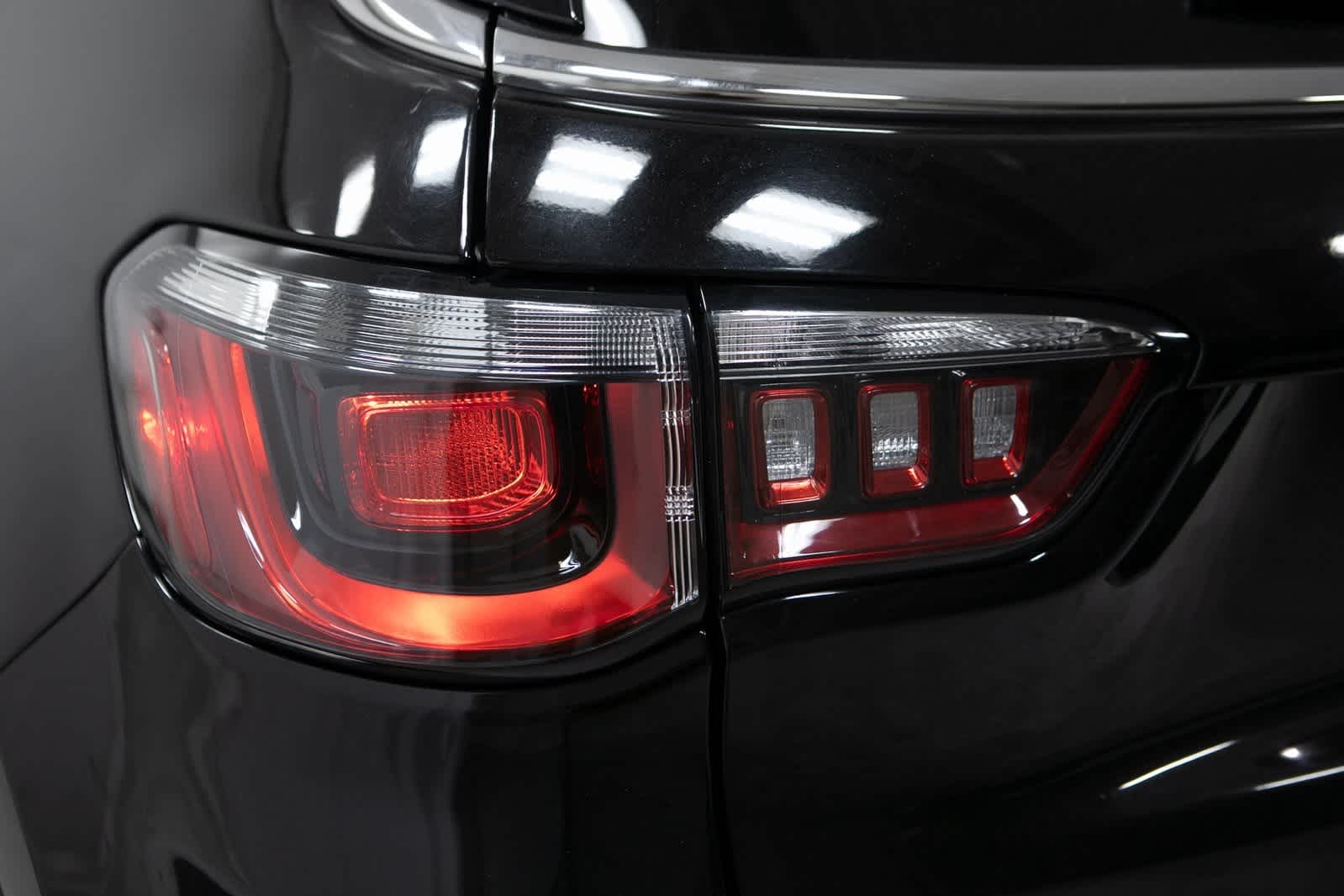 Thumbnail: 2023 Jeep Compass - 29