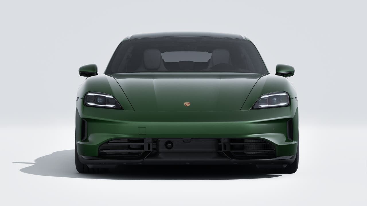 Thumbnail: 2026 Porsche Taycan - 8