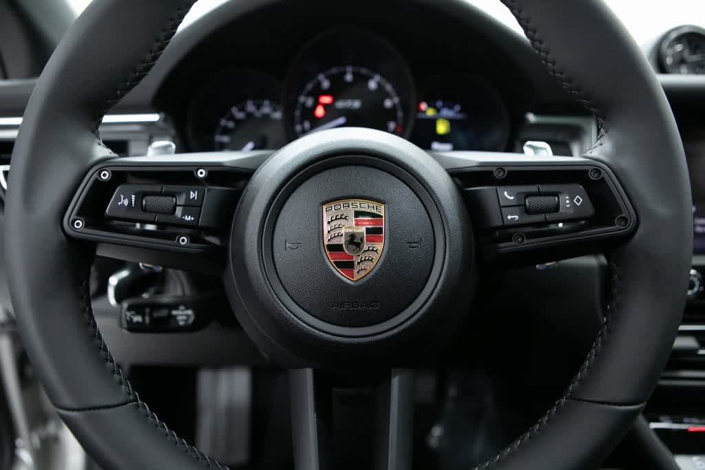 Thumbnail: 2025 Porsche Macan - 14