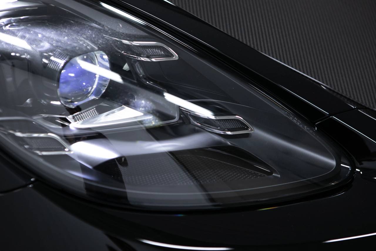 Thumbnail: 2025 Porsche  - 13