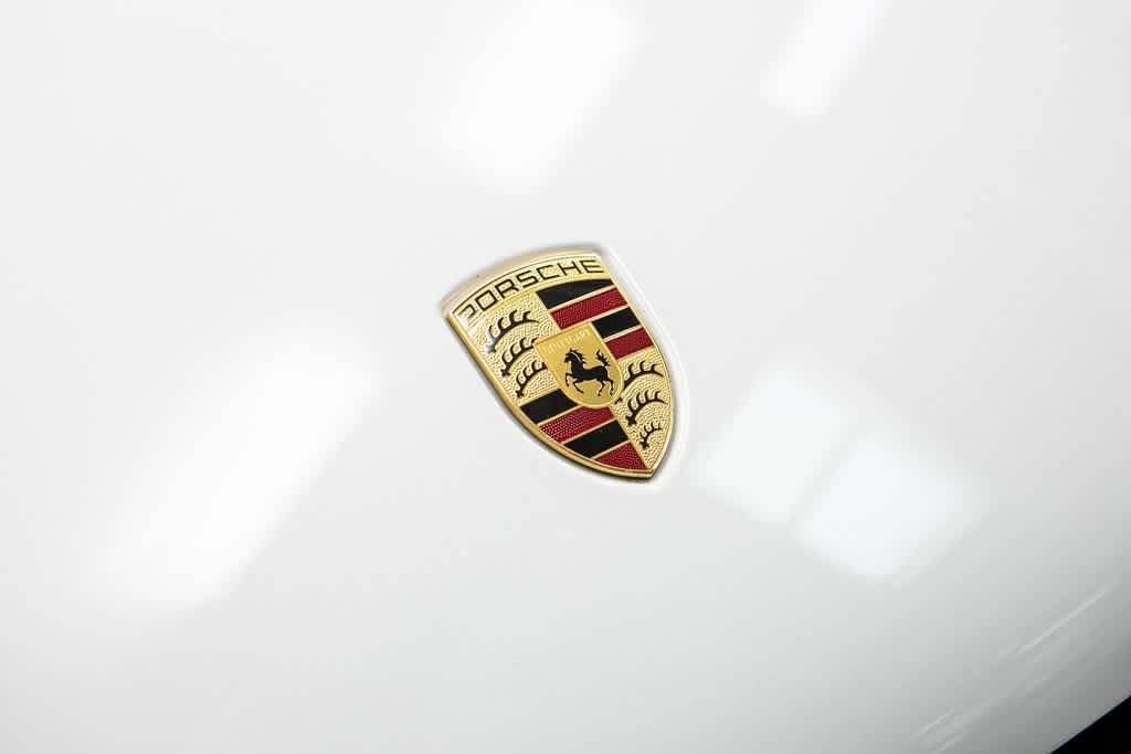 2020 Porsche Macan S 14
