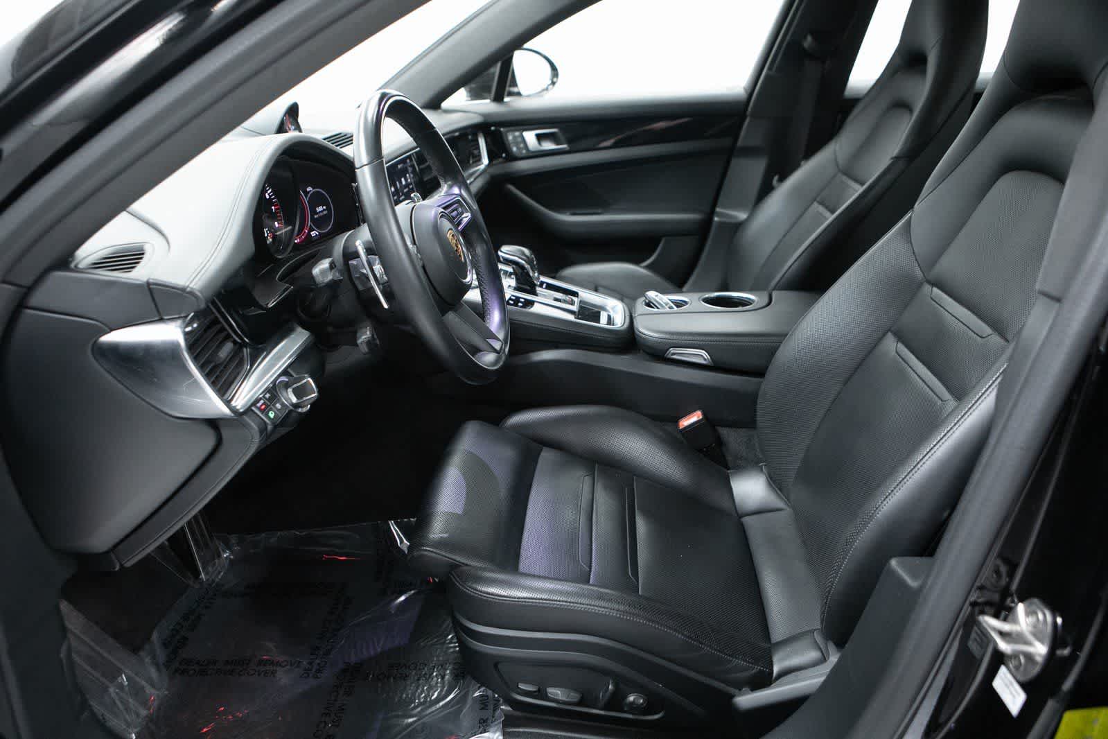 Thumbnail: 2022 Porsche Panamera - 16