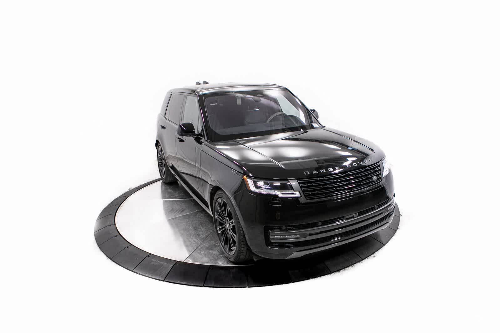 Thumbnail: 2023 Land Rover Range Rover - 37