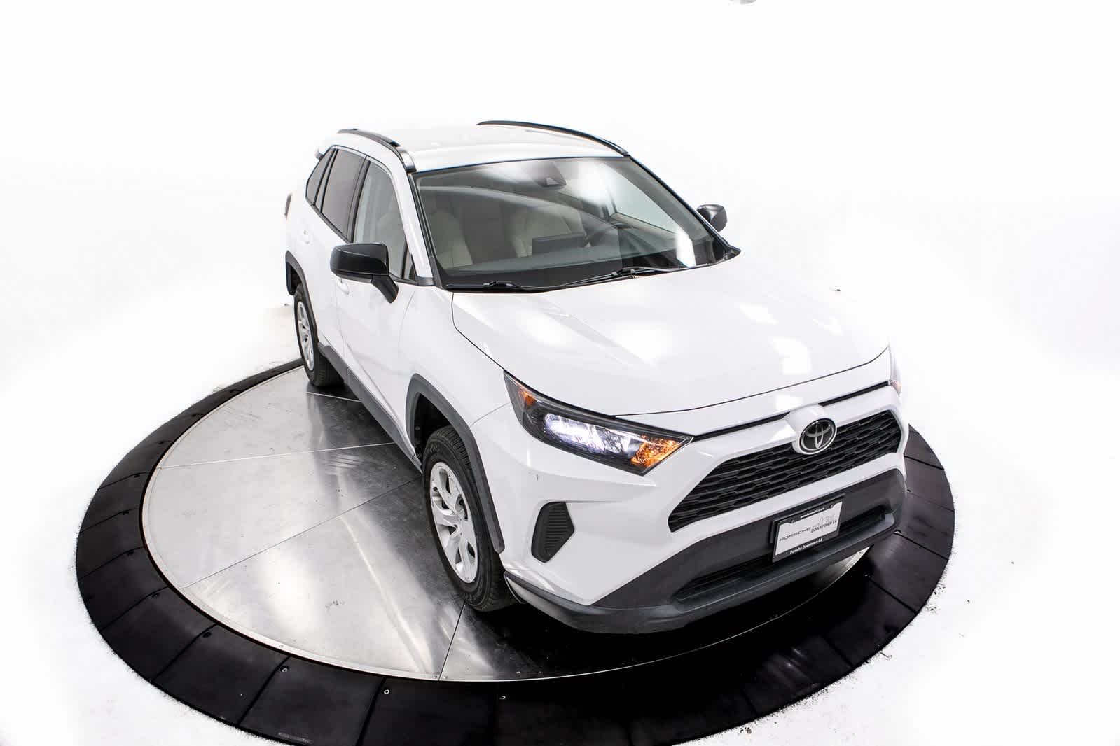 Thumbnail: 2021 Toyota RAV4 - 34