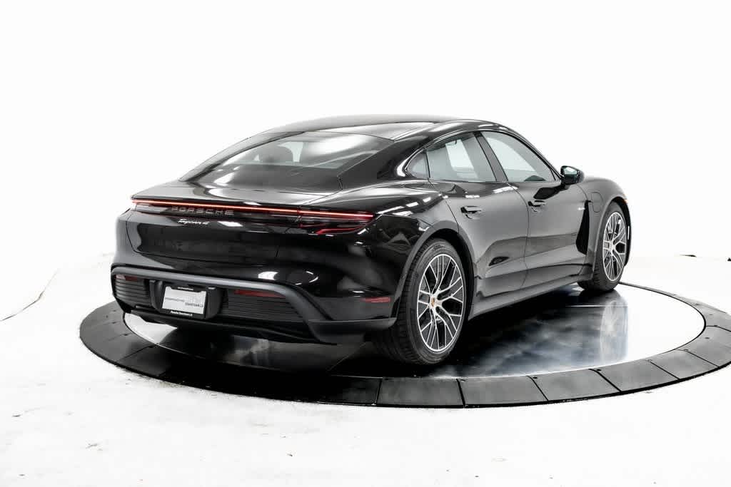 Thumbnail: 2025 Porsche Taycan - 7