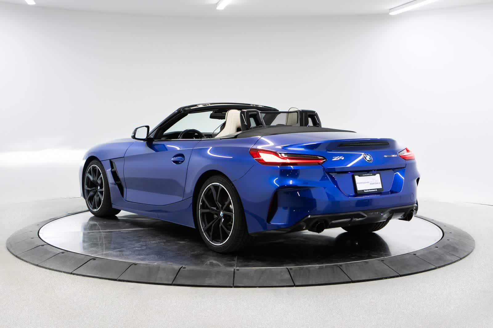 Thumbnail: 2023 BMW Z4 - 3