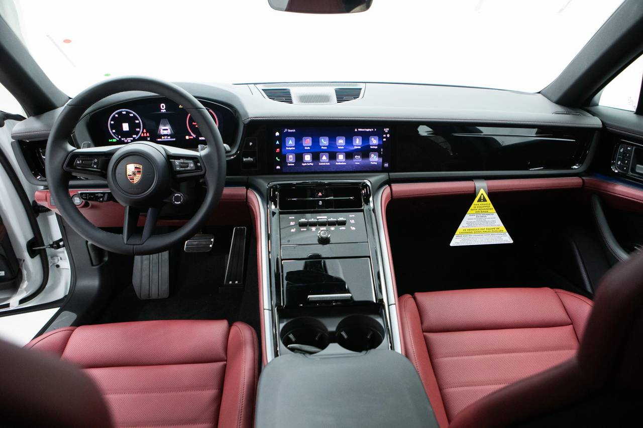 Thumbnail: 2026 Porsche Panamera - 20