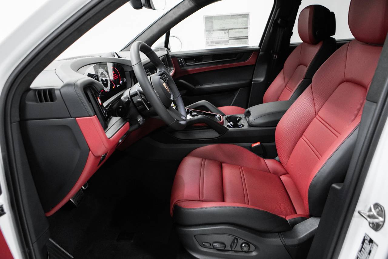 Thumbnail: 2026 Porsche Cayenne - 22