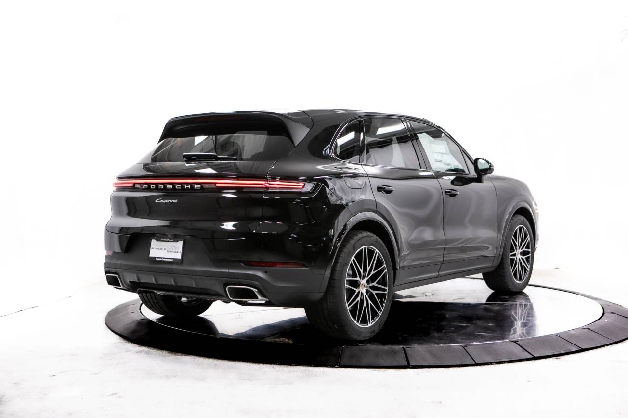 Thumbnail: 2026 Porsche Cayenne - 7