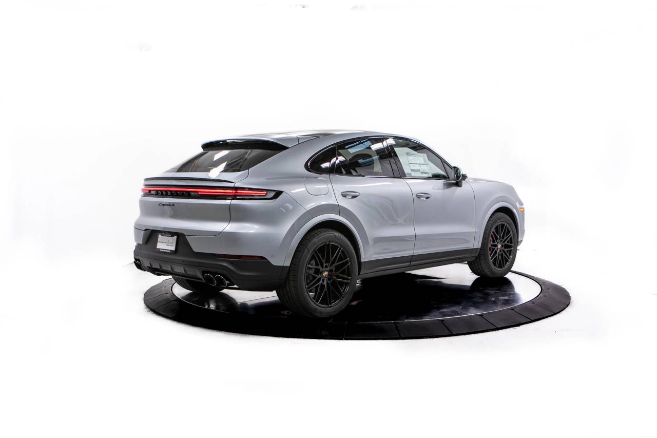 Thumbnail: 2026 Porsche  - 7