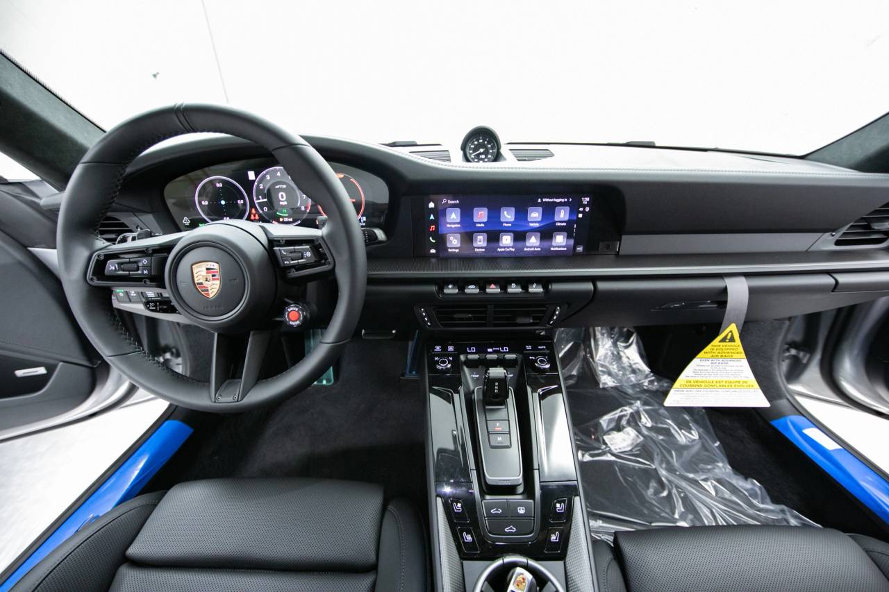 Thumbnail: 2026 Porsche 911 - 22