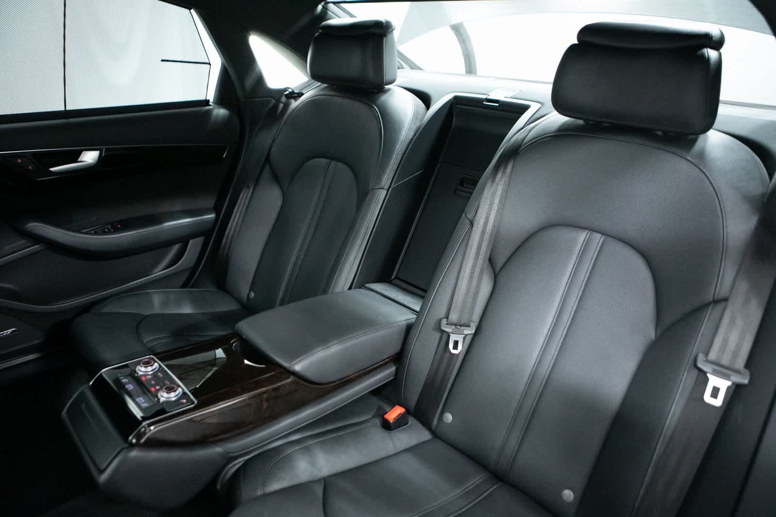 Thumbnail: 2017 Audi A8 - 29