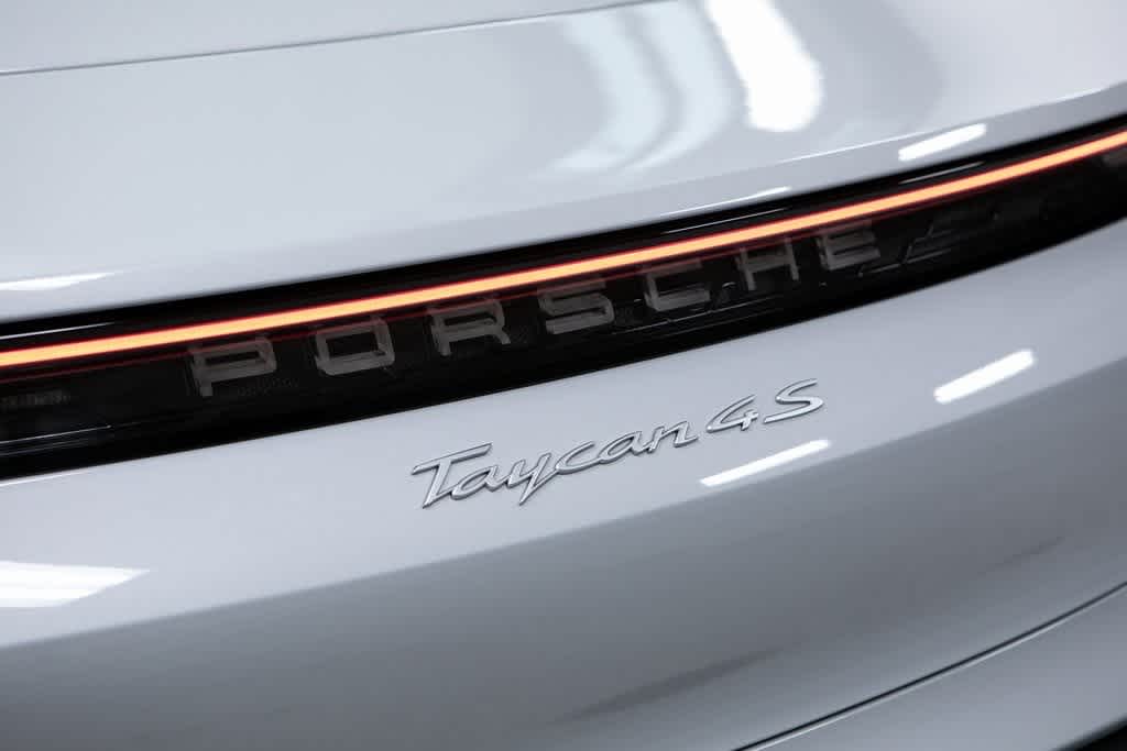 Thumbnail: 2025 Porsche Taycan - 41