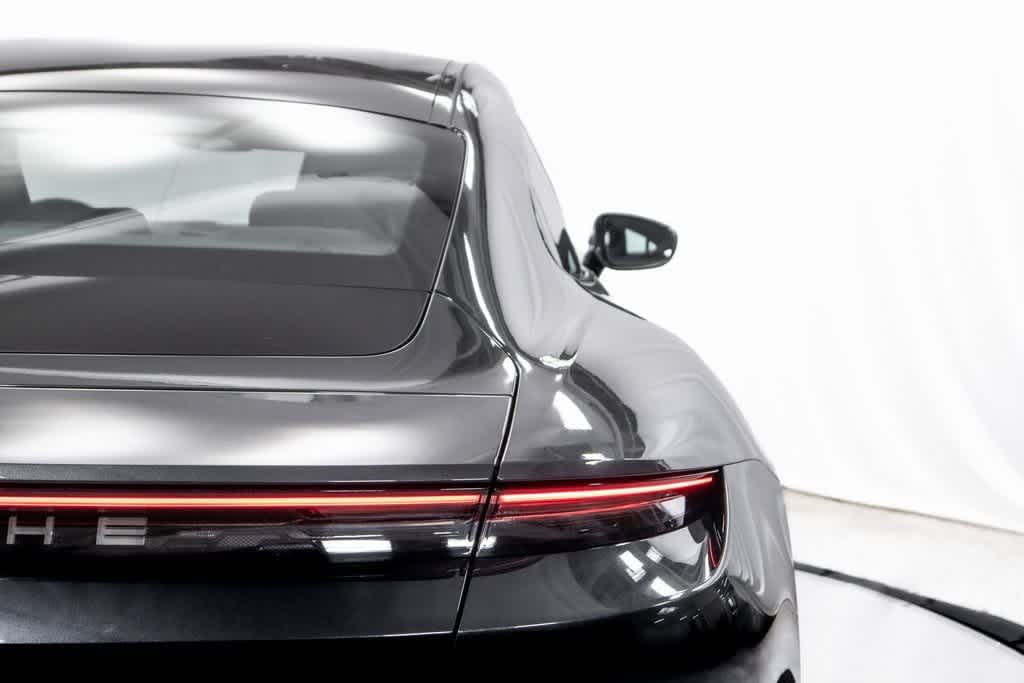 Thumbnail: 2022 Porsche Taycan - 35