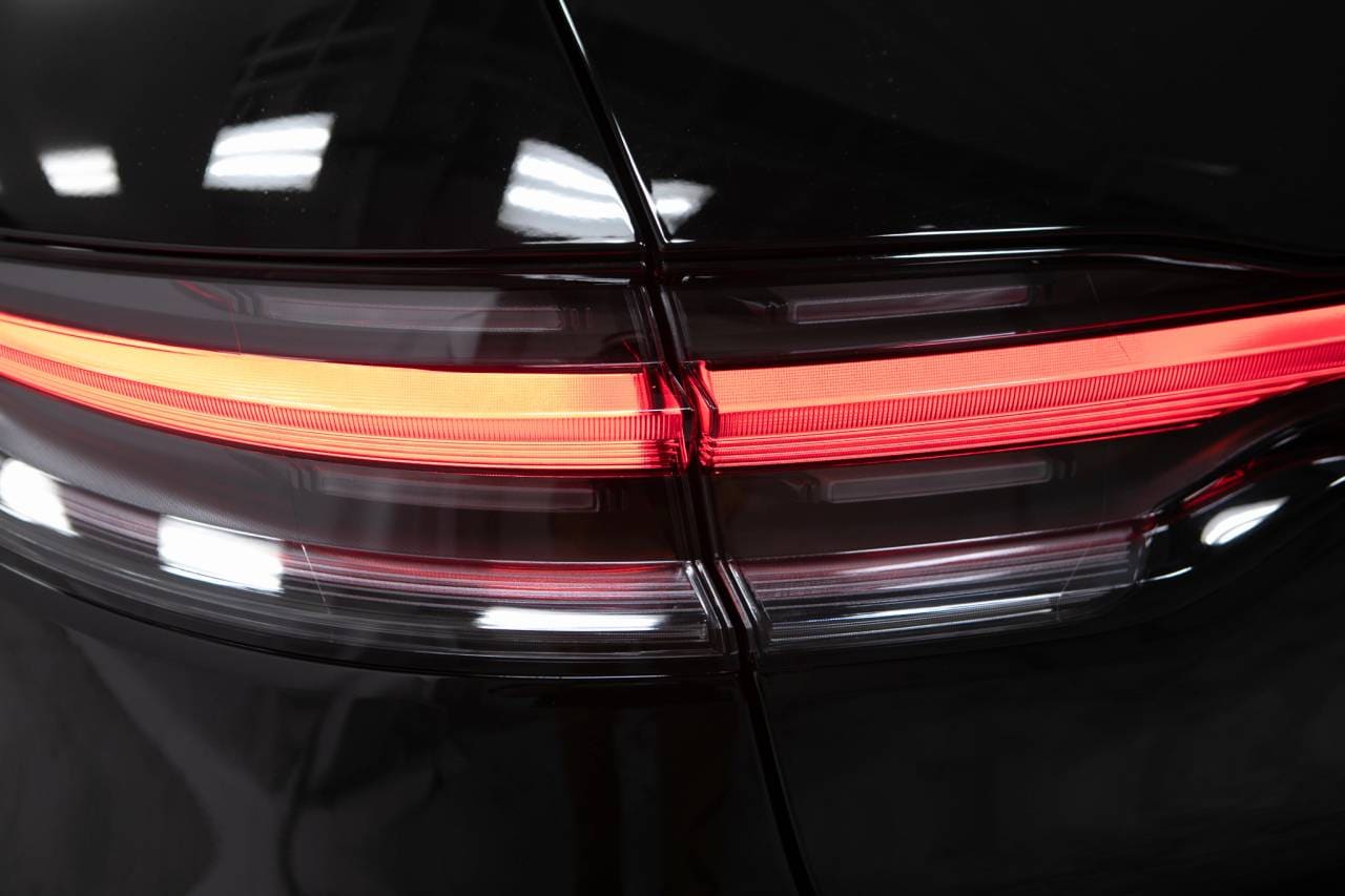 Thumbnail: 2026 Porsche Macan - 16