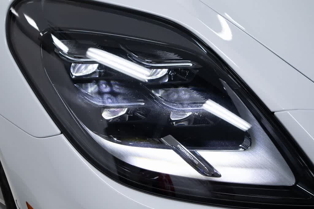 Thumbnail: 2024 Porsche Panamera - 30