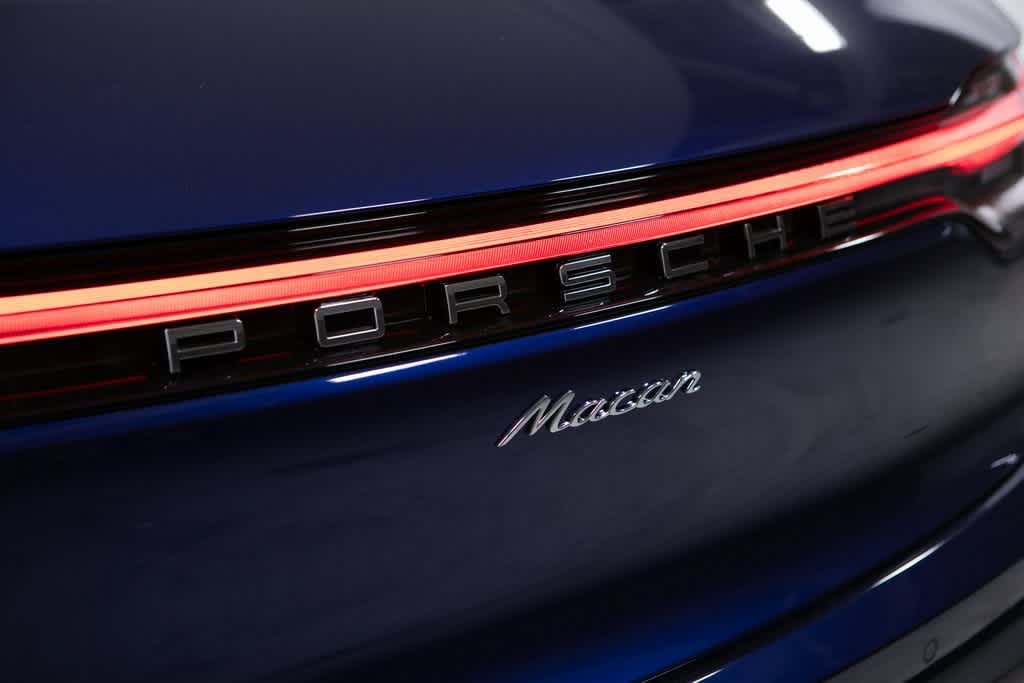 Thumbnail: 2025 Porsche Macan - 38